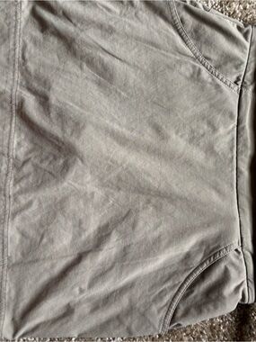 Columbia Olive Green Omni-Shield Skort